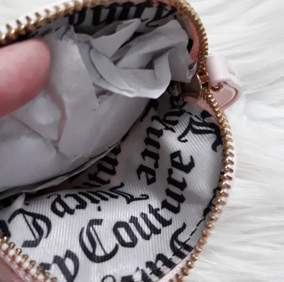 Juicy Couture Logo Shoulder Bag - Picture 11 of 11